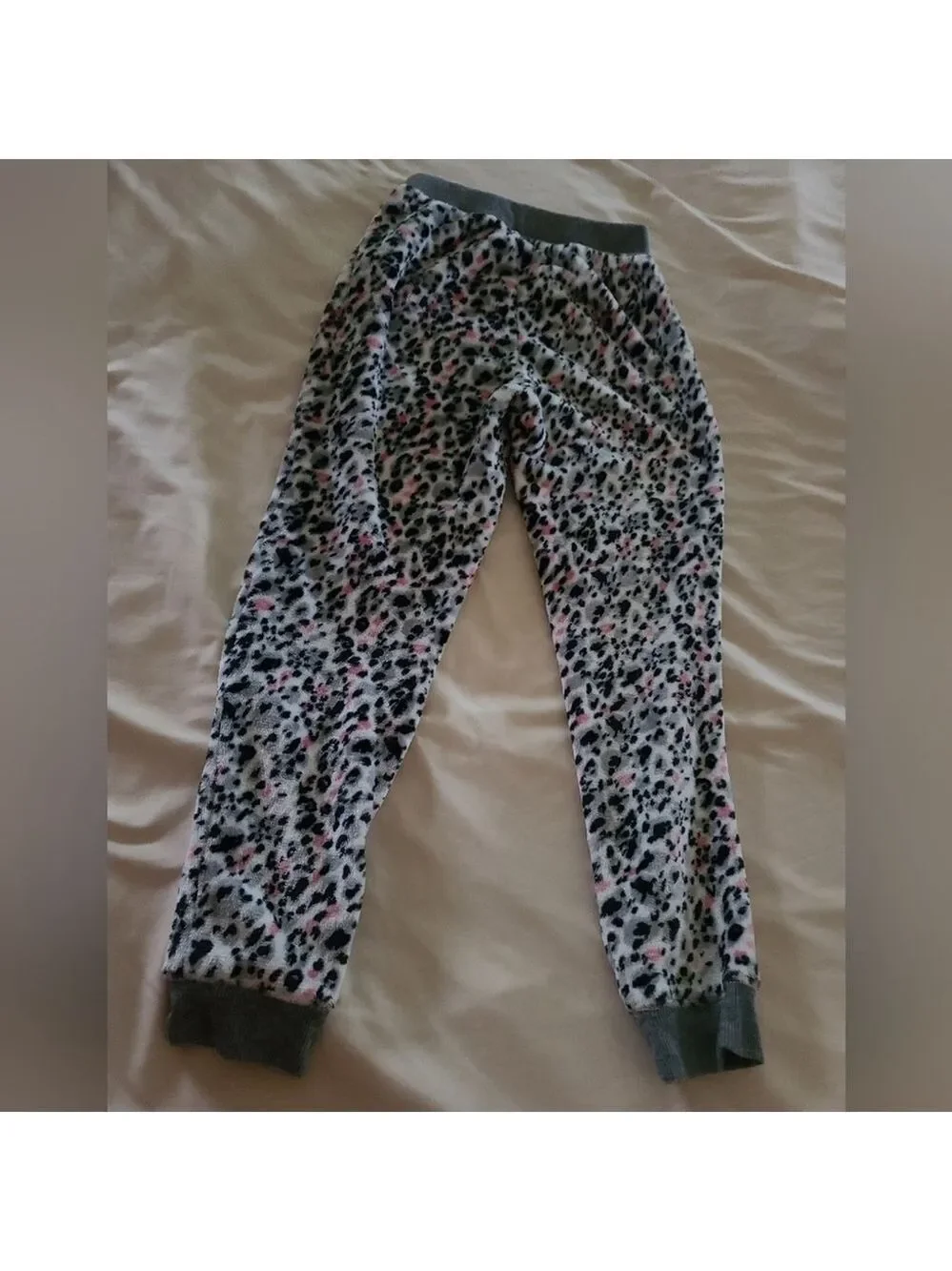 BCBGirls 3‑Piece Velour Pajama Set ‑ L